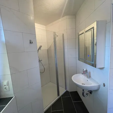 Moderne Einliegerwohnung 2024 *