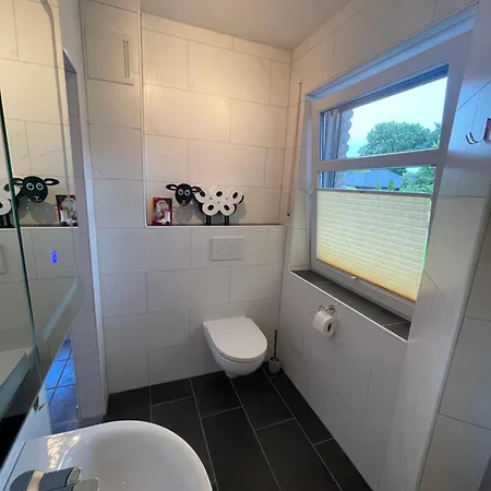 아파트 Moderne Einliegerwohnung 2024 *