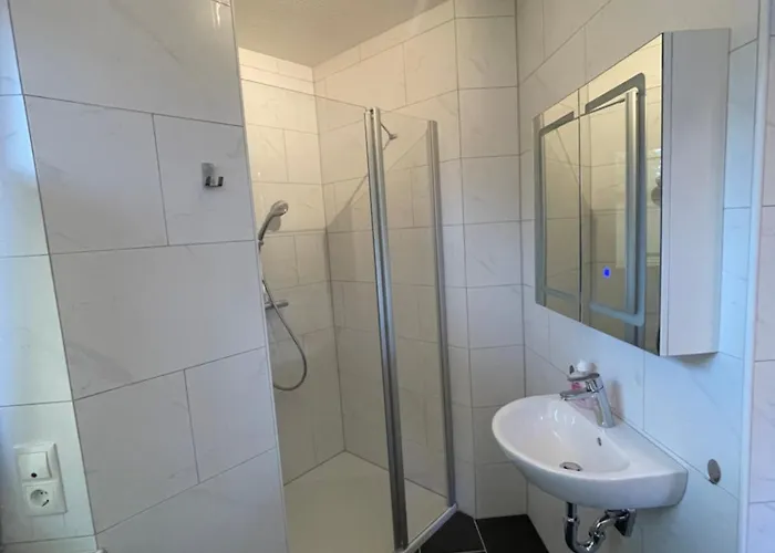 Moderne Einliegerwohnung 2024 *